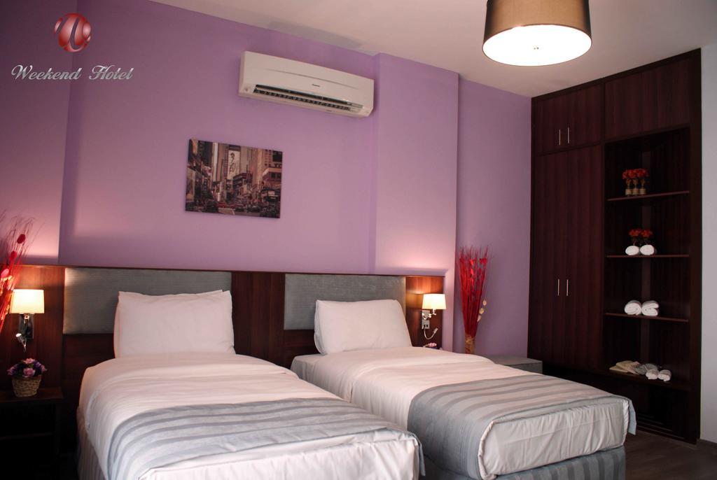 Weekend Hotel & Apartments Muscat Room photo